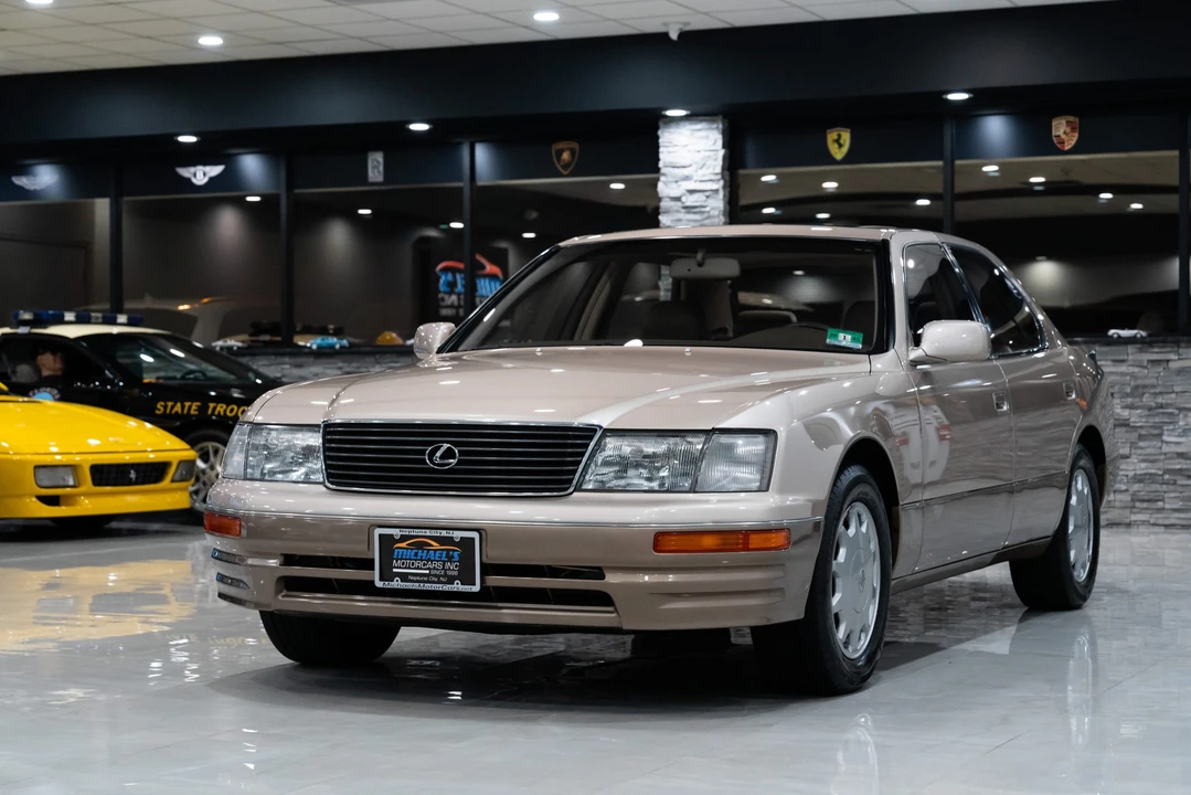 1997 Lexus LS 2nd Gen - Image 9 of 31
