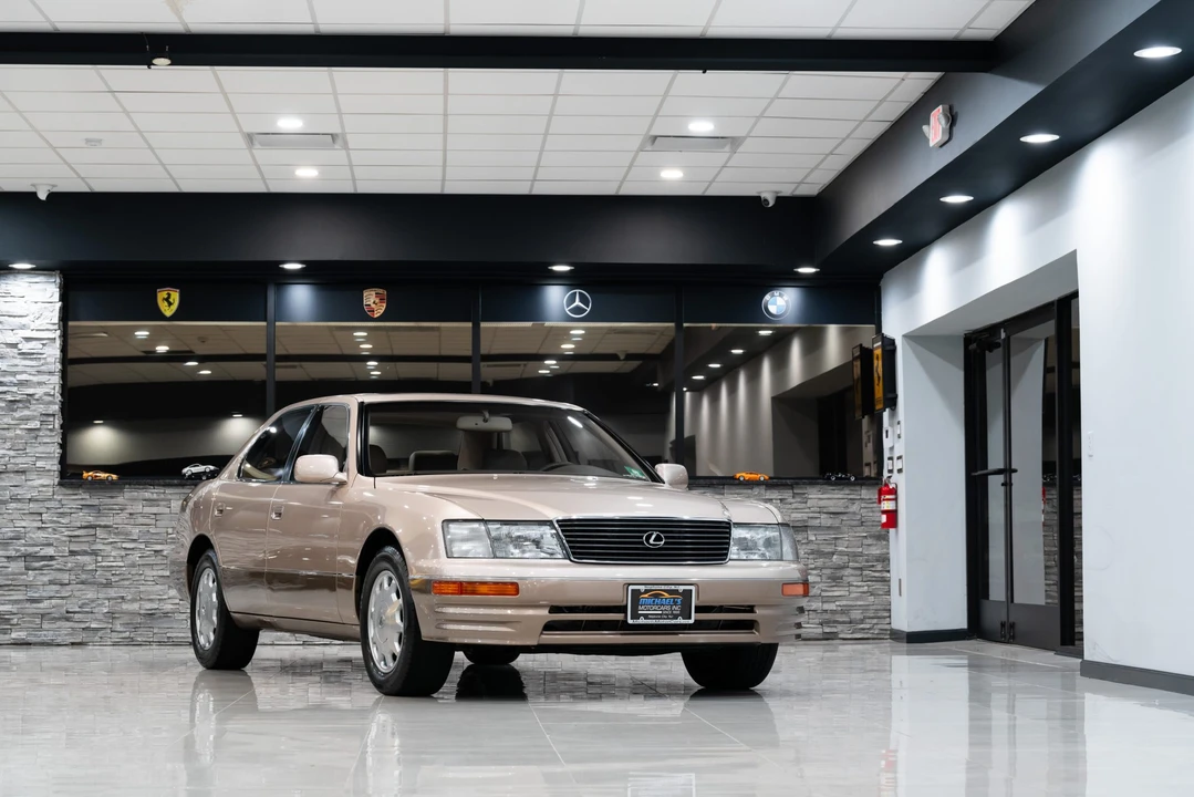 1997 Lexus LS 2nd Gen - Image 14 of 31