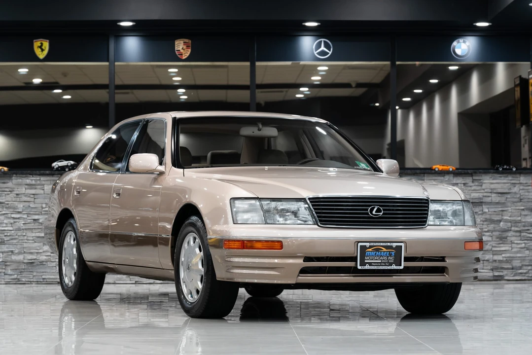 1997 Lexus LS 2nd Gen - Image 17 of 31