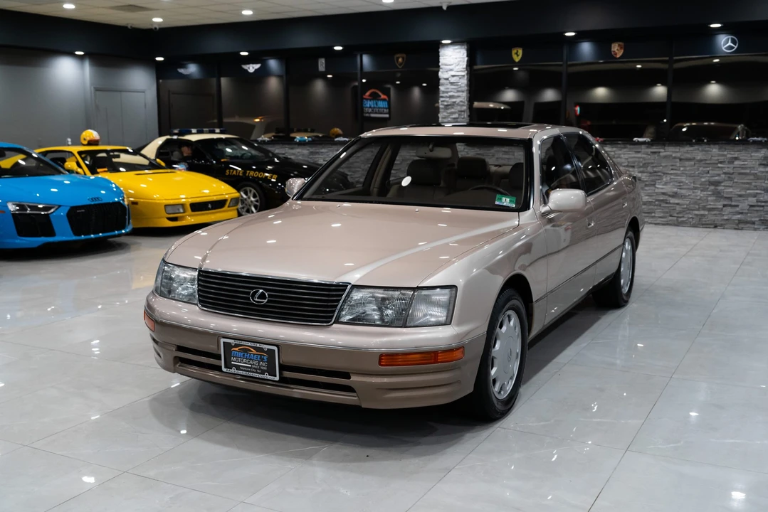 1997 Lexus LS 2nd Gen - Image 6 of 31