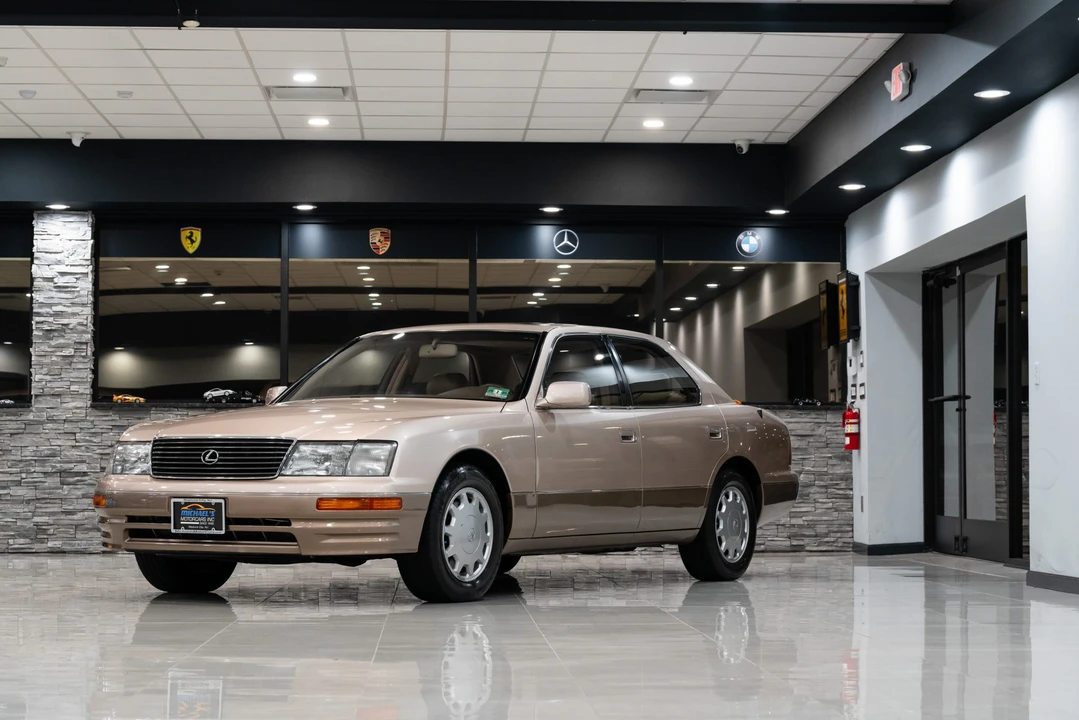 1997 Lexus LS 2nd Gen - Image 3 of 31