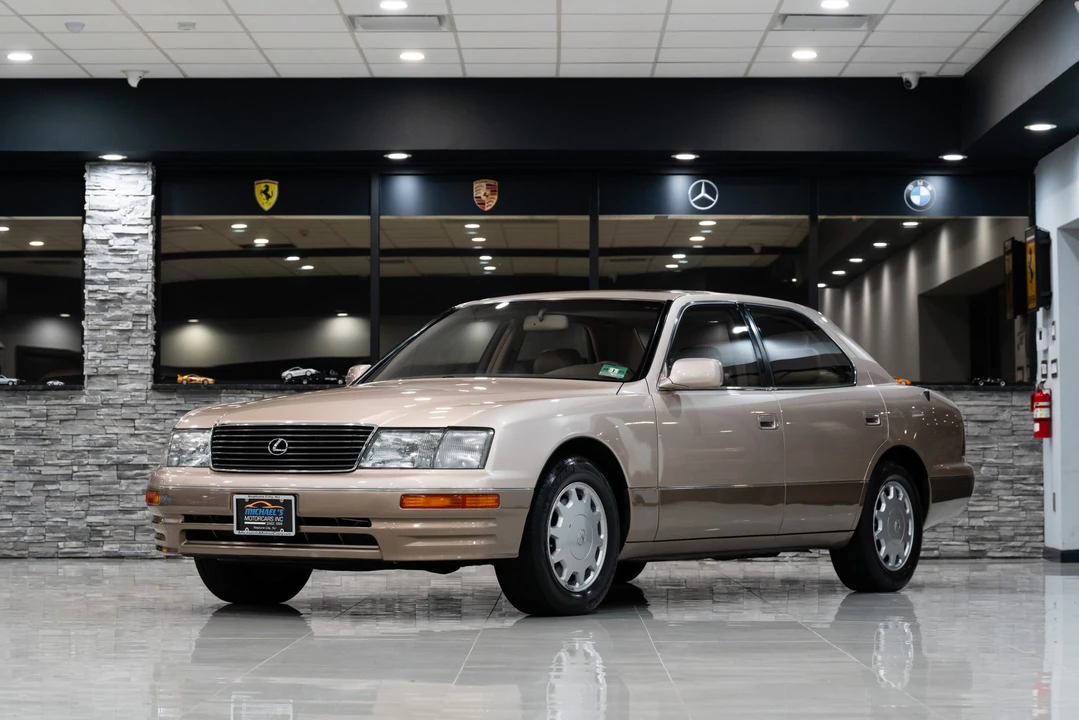 1997 Lexus LS 2nd Gen - Image 2 of 31