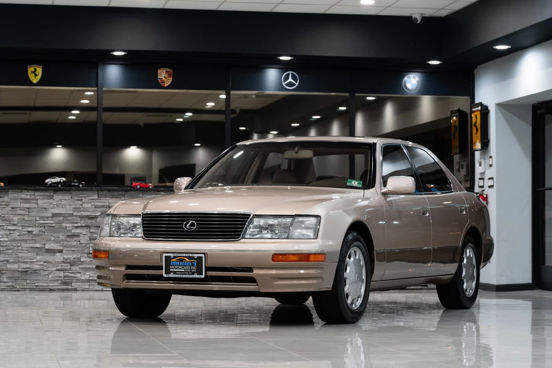1997 Lexus LS 2nd Gen - Image 4 of 31
