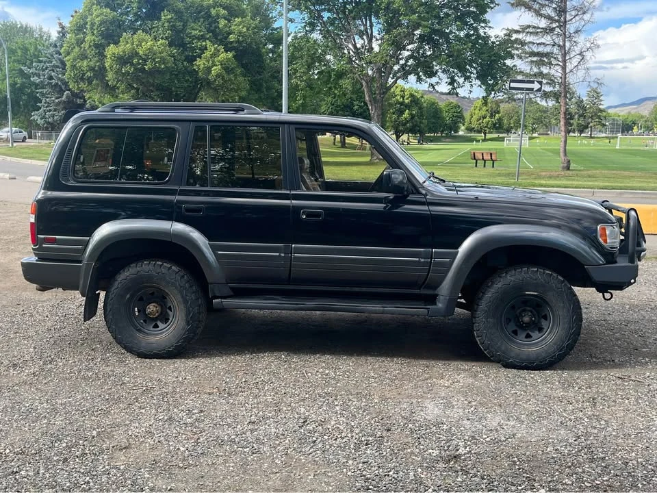 1997 Lexus LX 1st Gen - Image 3 of 13