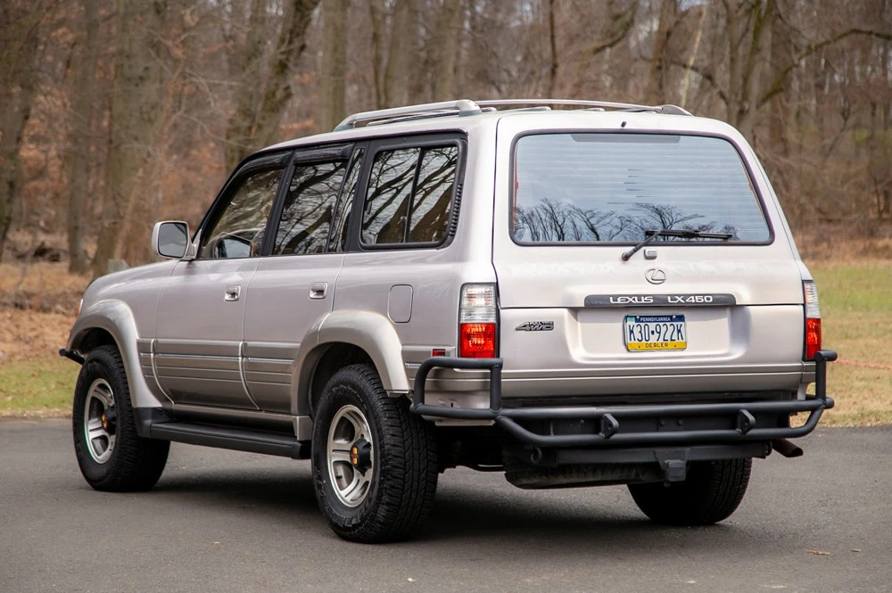 1997 Lexus LX 1st Gen - Image 4 of 19
