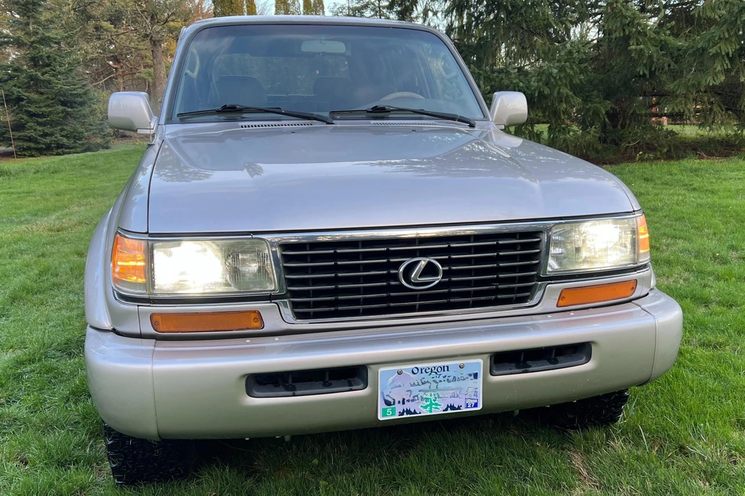 1997 Lexus LX 1st Gen - Image 2 of 31