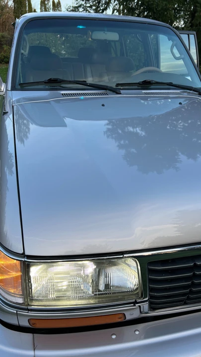 1997 Lexus LX 1st Gen - Image 12 of 31