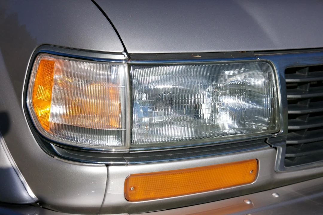 1997 Lexus LX 1st Gen - Image 10 of 31