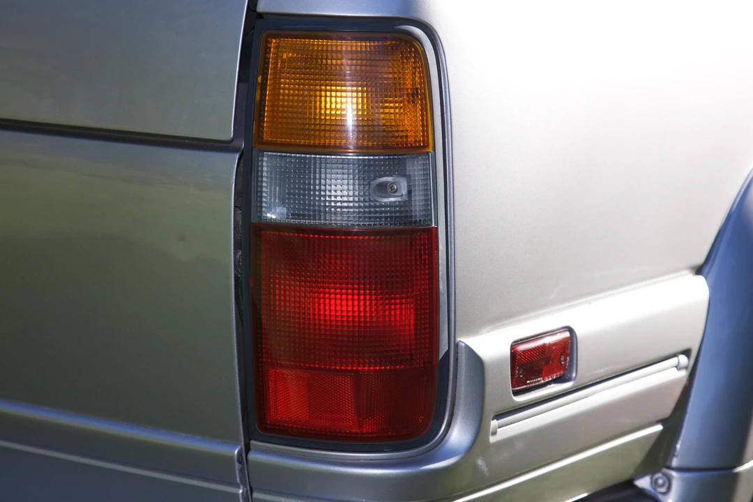 1997 Lexus LX 1st Gen - Image 23 of 31