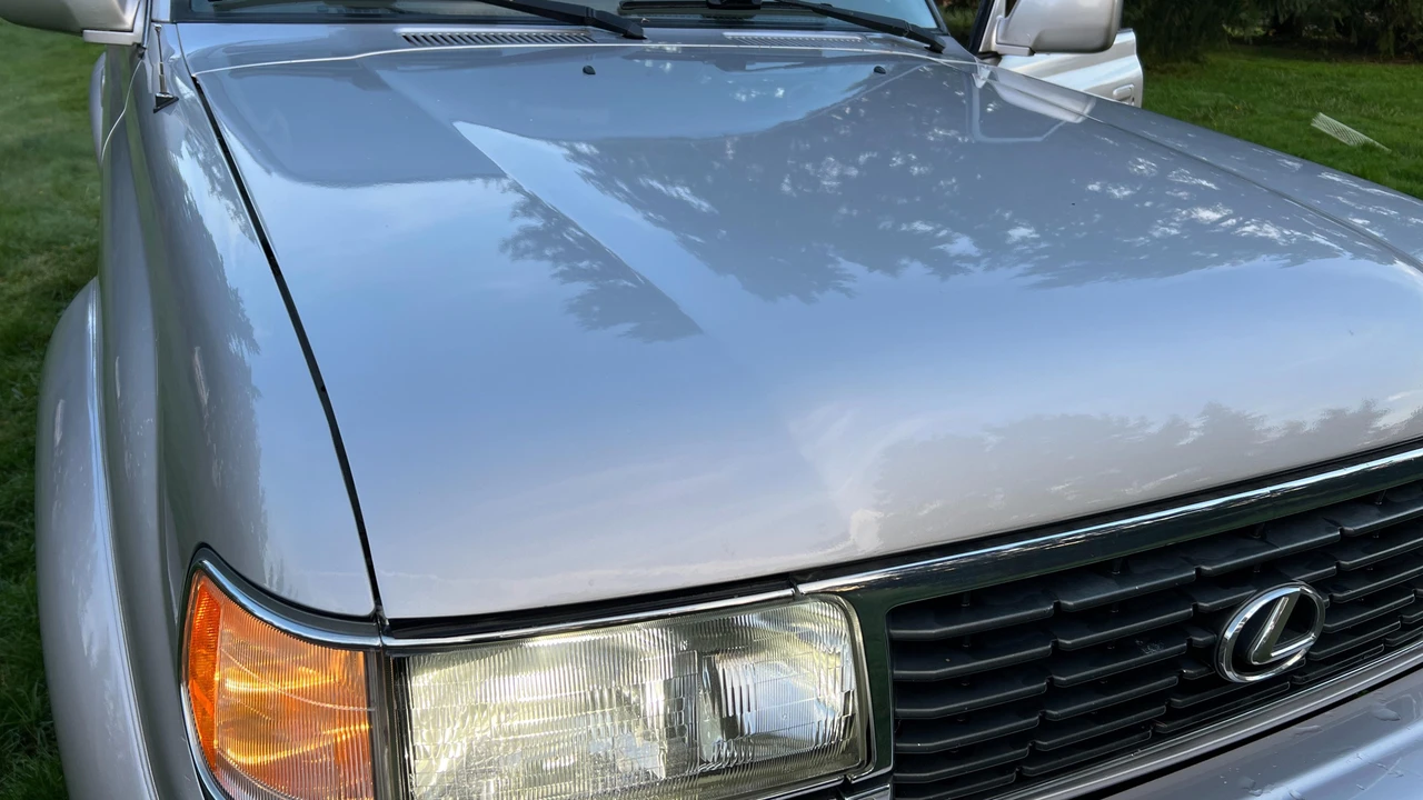 1997 Lexus LX 1st Gen - Image 11 of 31