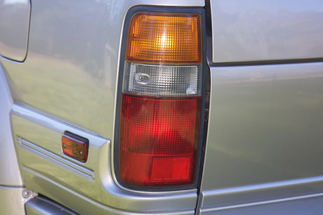 1997 Lexus LX 1st Gen - Image 20 of 31