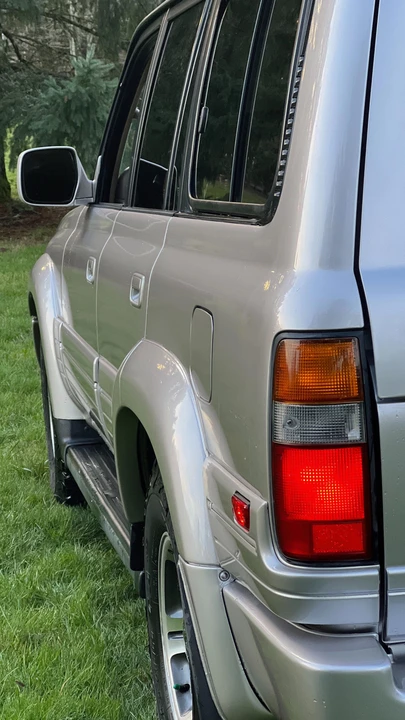 1997 Lexus LX 1st Gen - Image 19 of 31