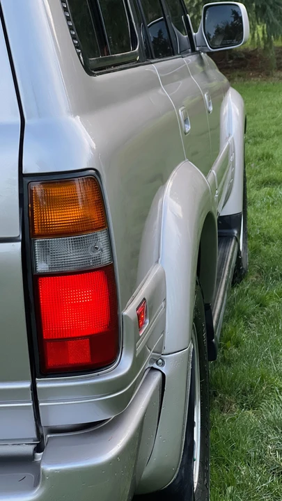 1997 Lexus LX 1st Gen - Image 24 of 31