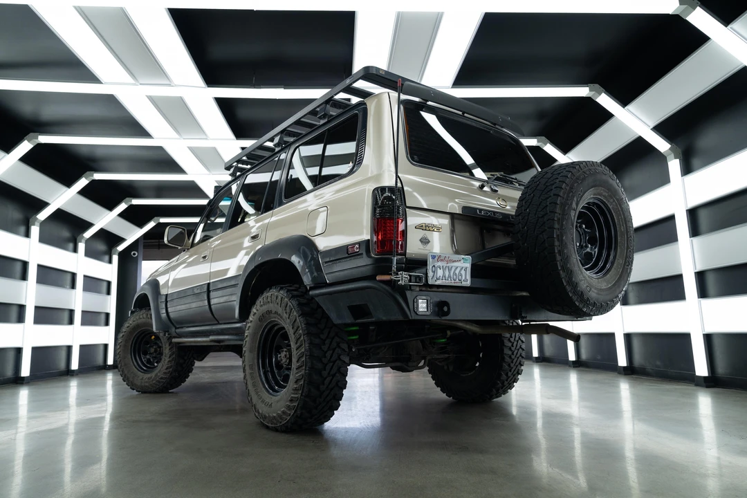 1997 Lexus LX 1st Gen - Image 8 of 31