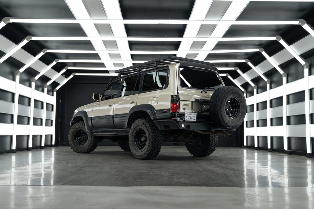 1997 Lexus LX 1st Gen - Image 6 of 31