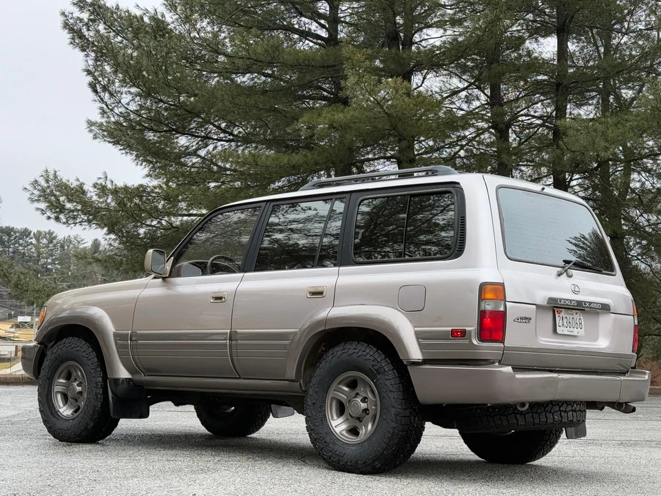 1997 Lexus LX 1st Gen - Image 13 of 31