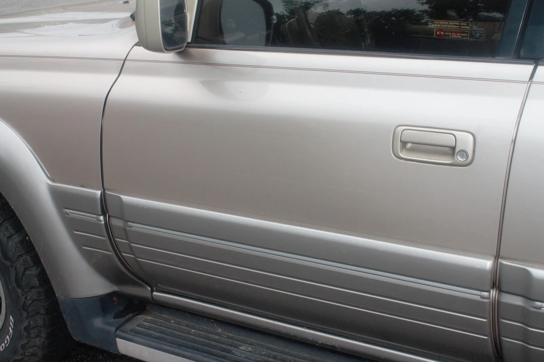 1997 Lexus LX 1st Gen - Image 13 of 30
