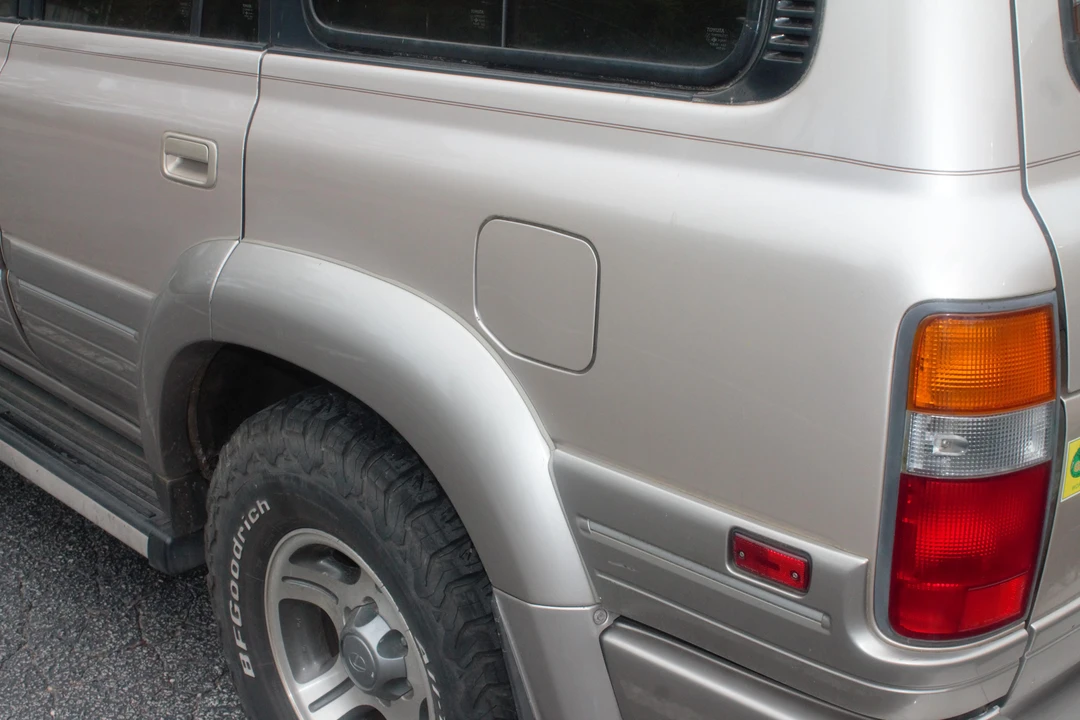1997 Lexus LX 1st Gen - Image 15 of 30