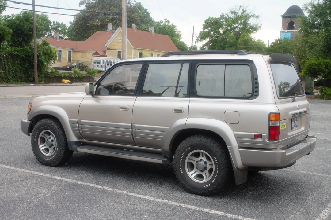 1997 Lexus LX 1st Gen - Image 6 of 30