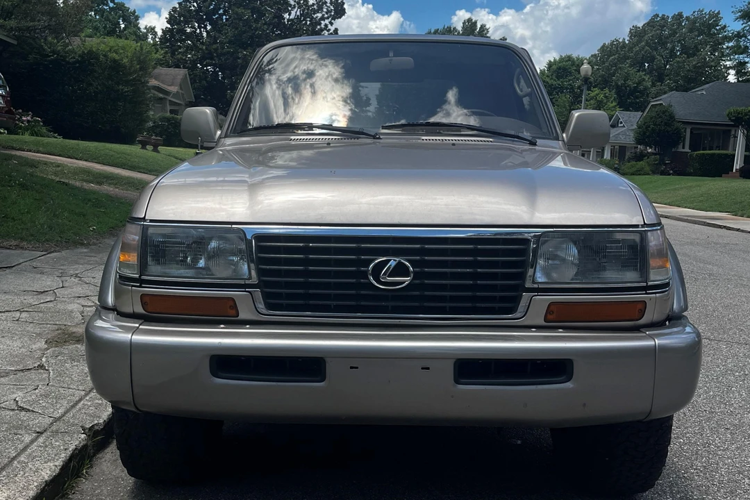 1997 Lexus LX 1st Gen - Image 2 of 30