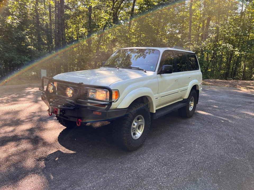 1997 Lexus LX 1st Gen - Image 10 of 31