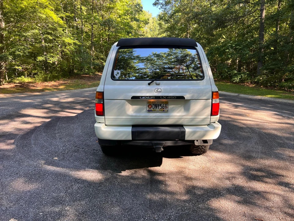 1997 Lexus LX 1st Gen - Image 17 of 31