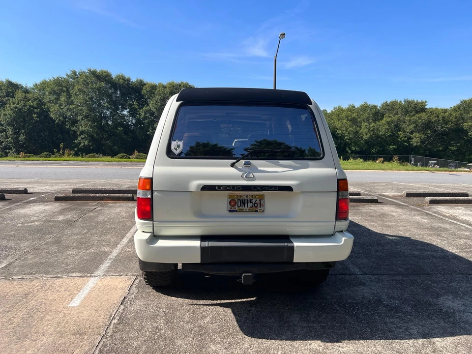 1997 Lexus LX 1st Gen - Image 18 of 31
