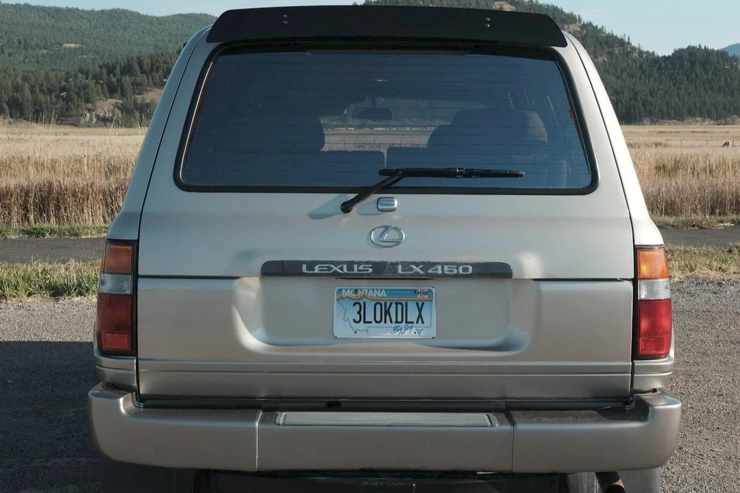 1997 Lexus LX 1st Gen - Image 5 of 5