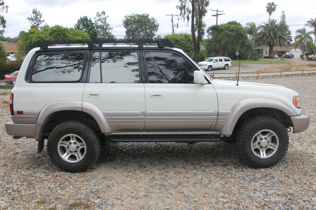1997 Lexus LX 1st Gen - Image 3 of 15