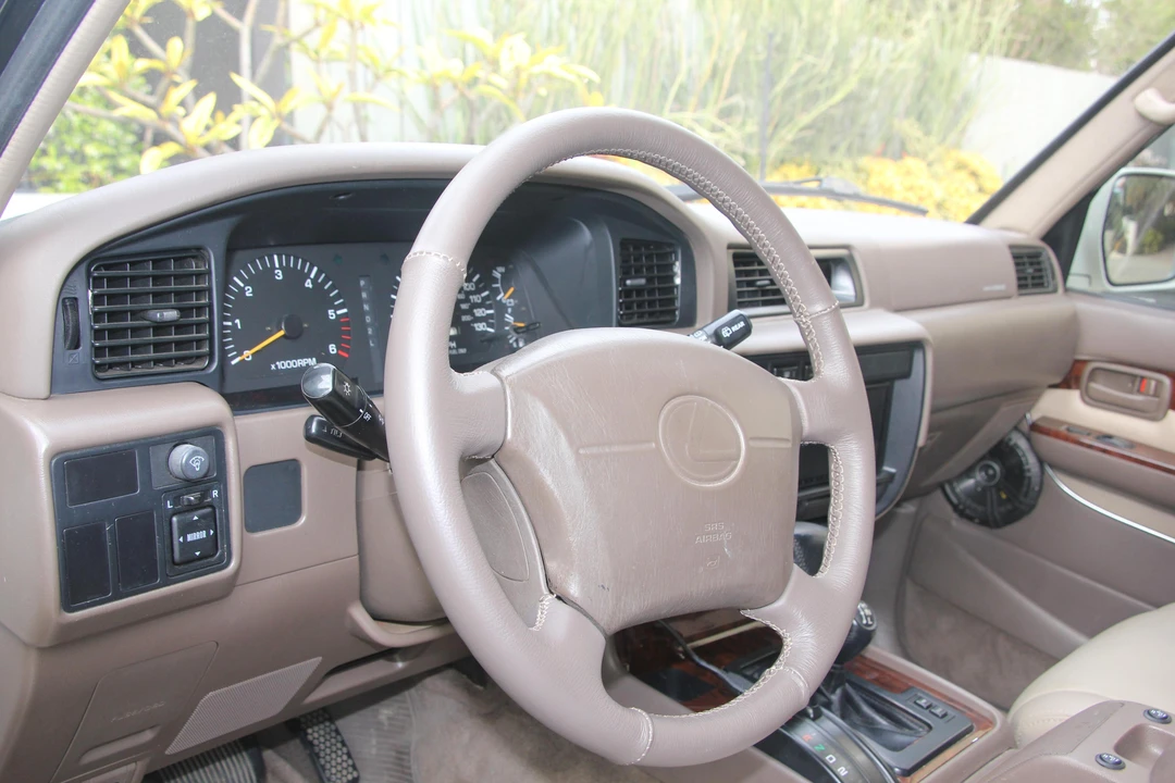 1997 Lexus LX 1st Gen - Image 14 of 15