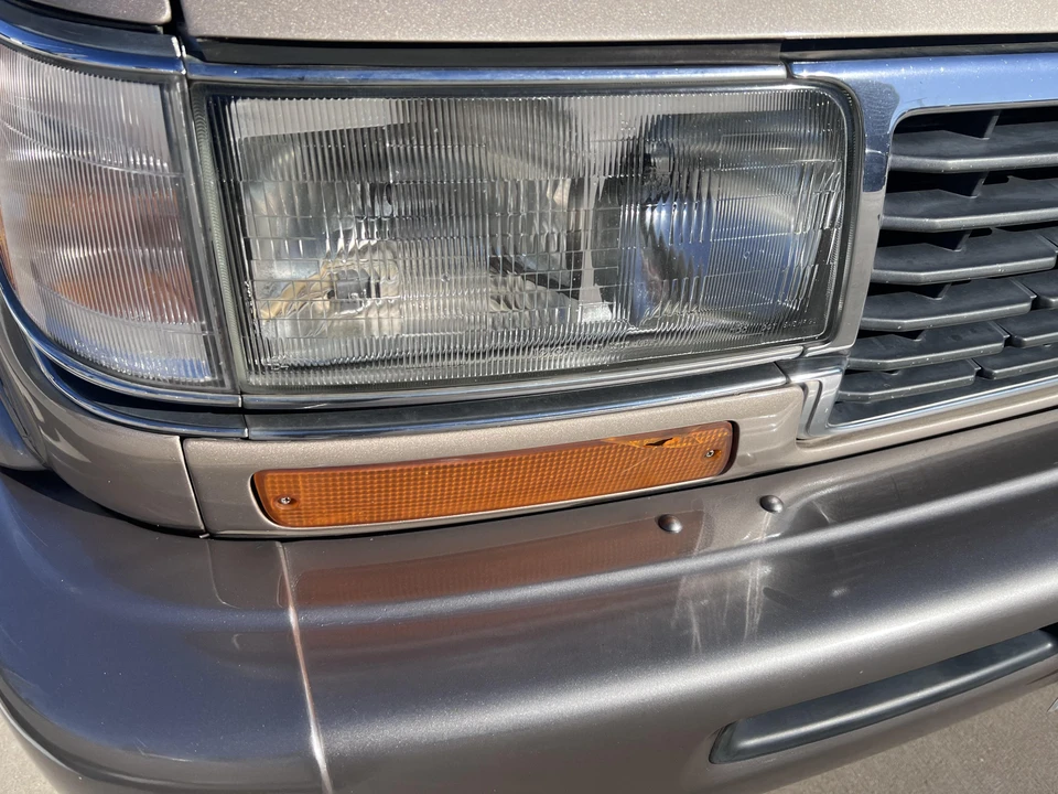 1997 Lexus LX 1st Gen - Image 23 of 31