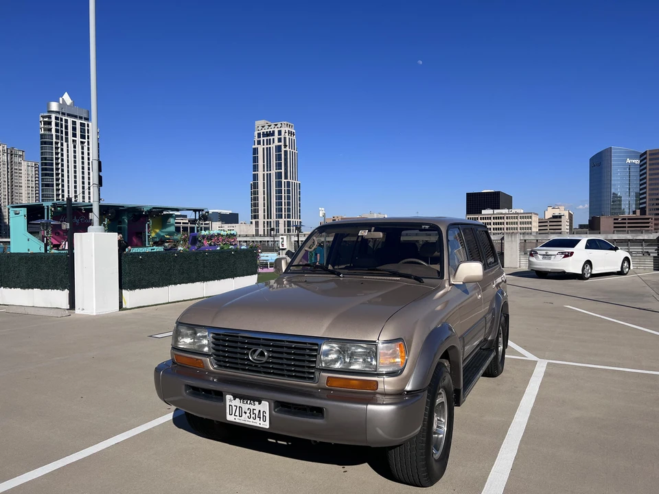 1997 Lexus LX 1st Gen - Image 6 of 31