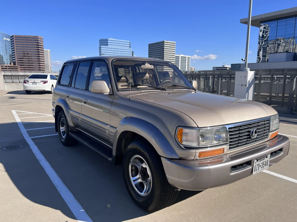 1997 Lexus LX 1st Gen - Image 20 of 31