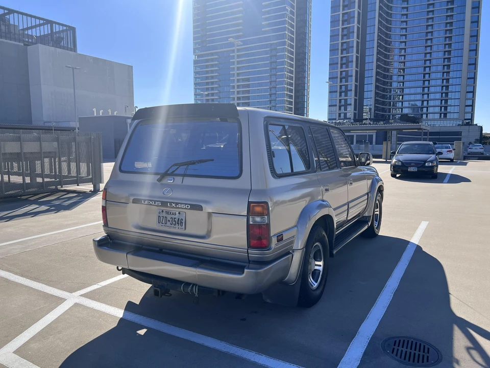 1997 Lexus LX 1st Gen - Image 14 of 31