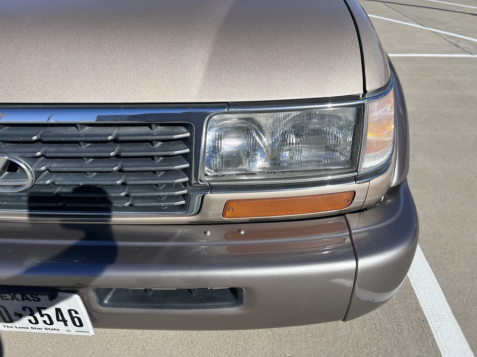 1997 Lexus LX 1st Gen - Image 24 of 31