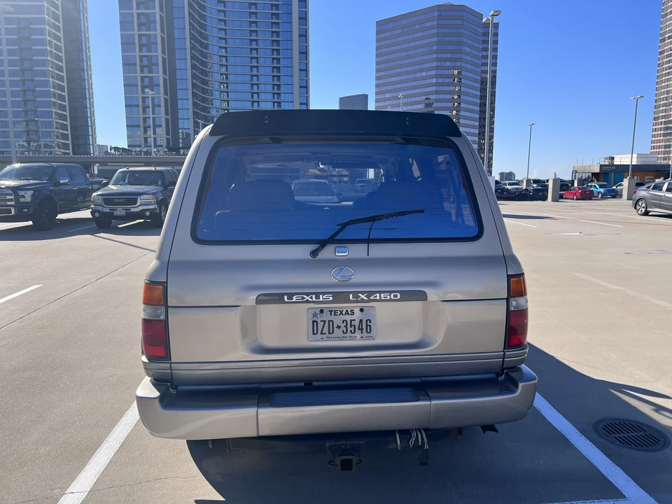 1997 Lexus LX 1st Gen - Image 13 of 31