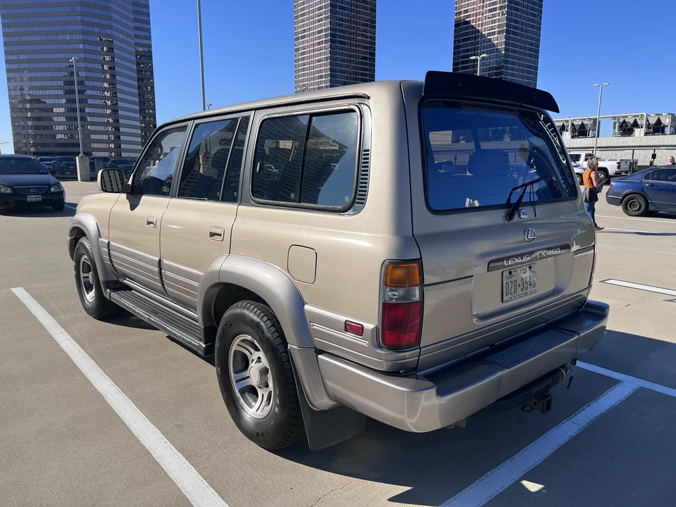 1997 Lexus LX 1st Gen - Image 11 of 31