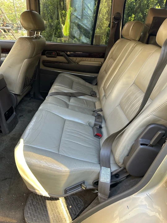 1997 Lexus LX 1st Gen - Image 9 of 15