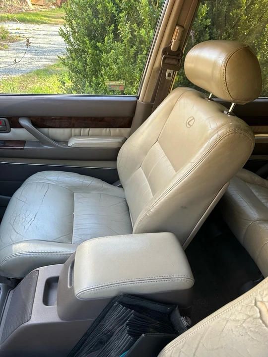 1997 Lexus LX 1st Gen - Image 11 of 15