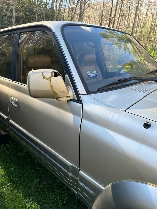 1997 Lexus LX 1st Gen - Image 6 of 15