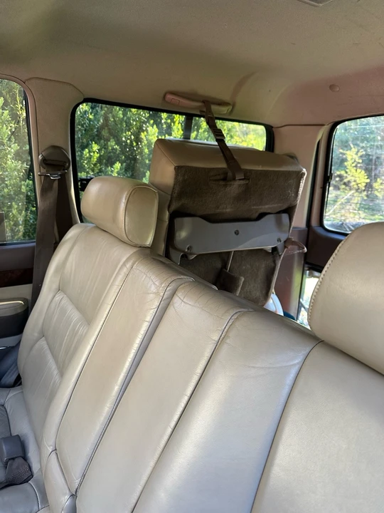 1997 Lexus LX 1st Gen - Image 13 of 15