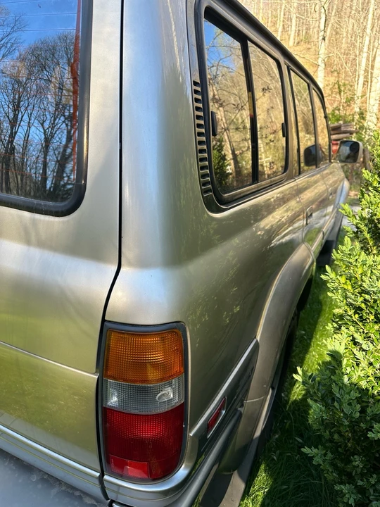 1997 Lexus LX 1st Gen - Image 2 of 15