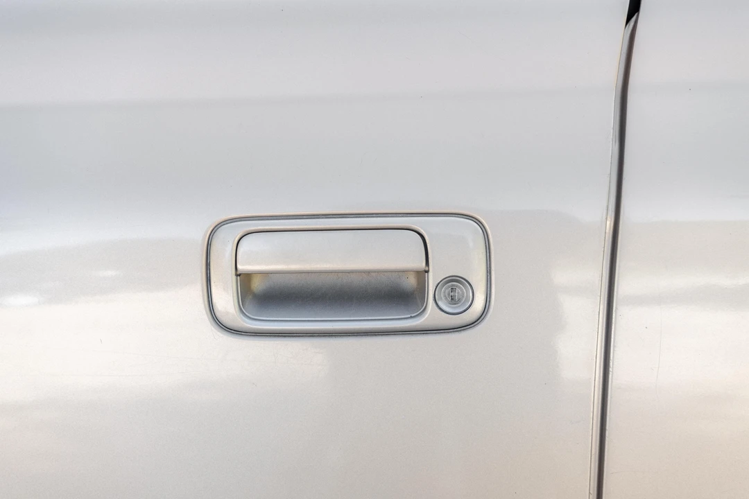1997 Lexus LX 1st Gen - Image 13 of 31