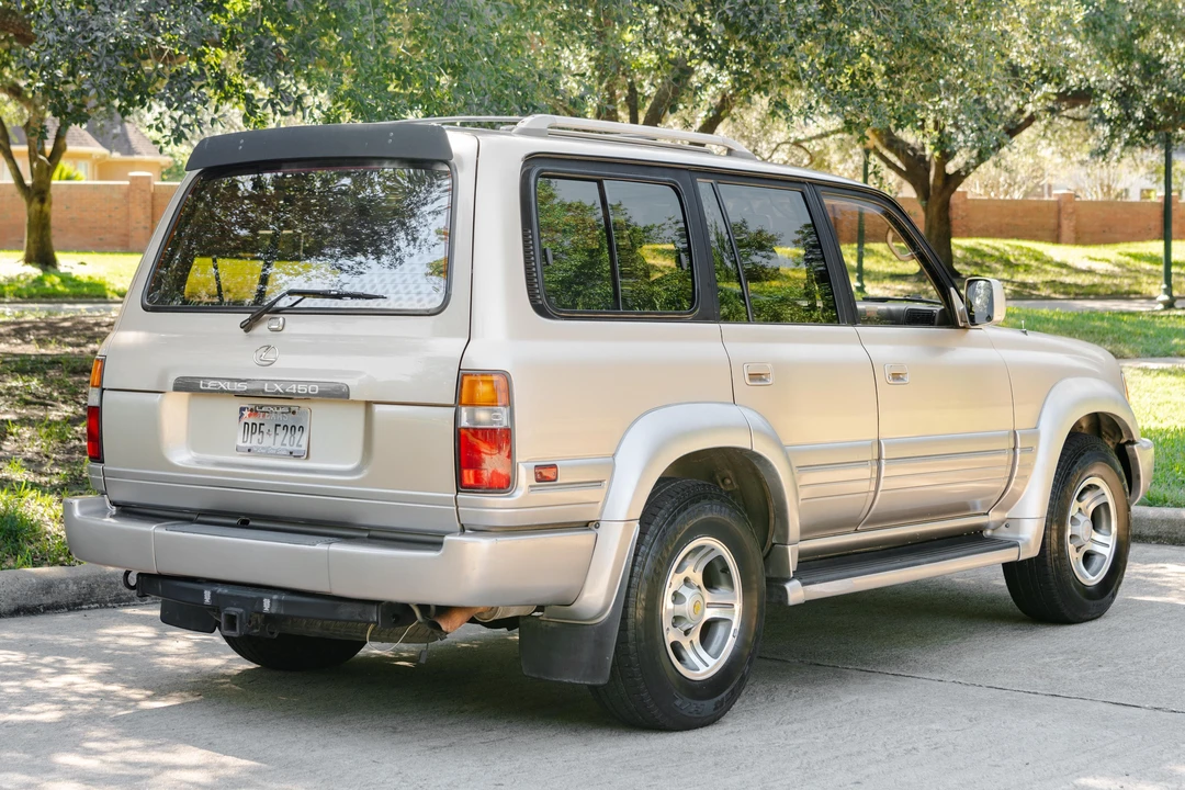 1997 Lexus LX 1st Gen - Image 7 of 31