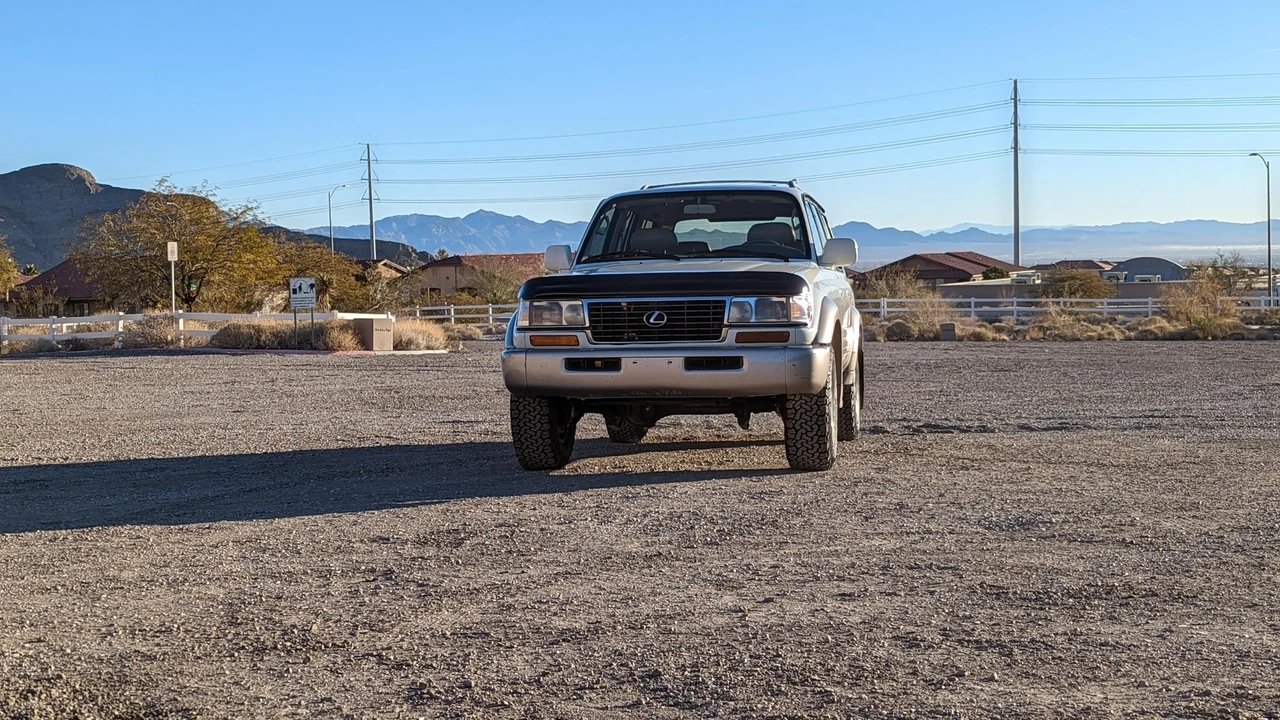 1997 Lexus LX 1st Gen - Image 12 of 31