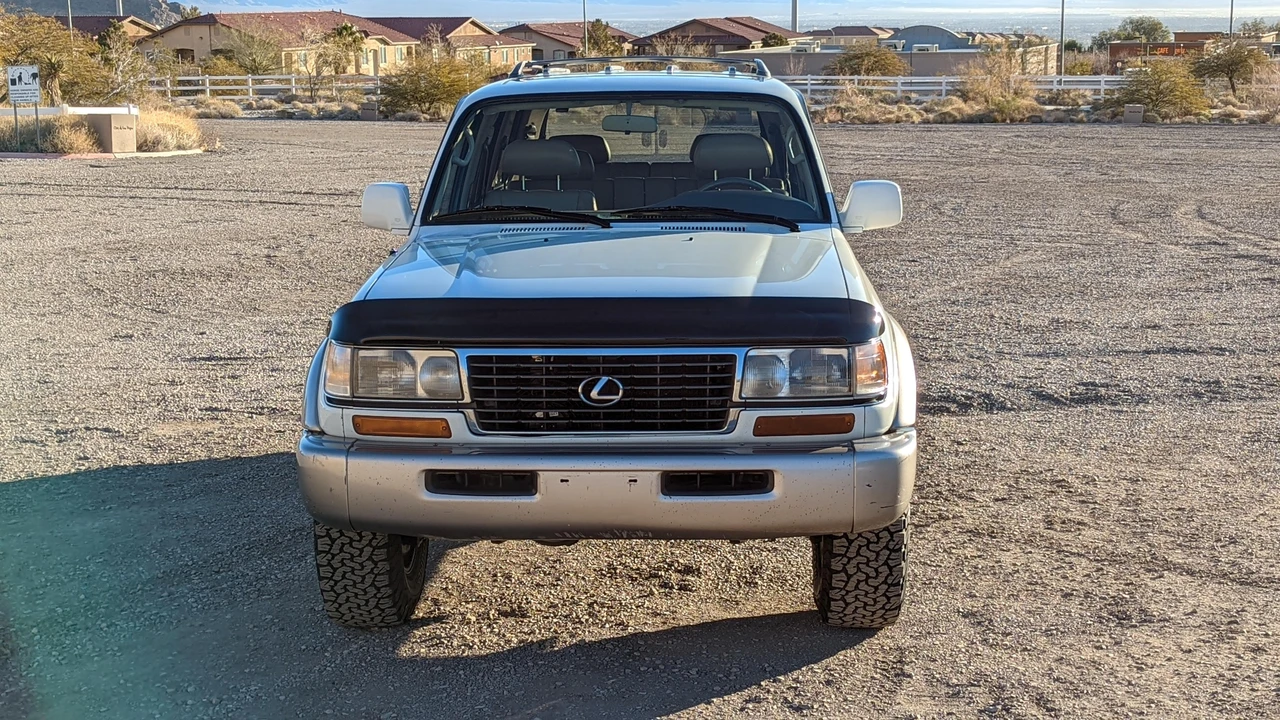 1997 Lexus LX 1st Gen - Image 10 of 31