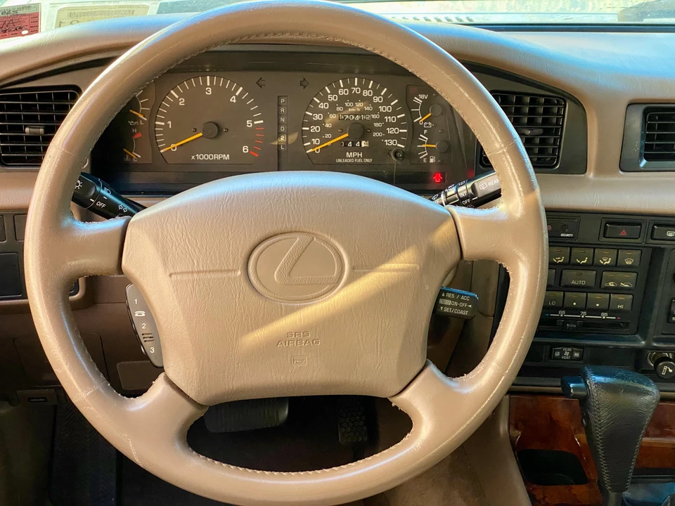 1997 Lexus LX 1st Gen - Image 21 of 28