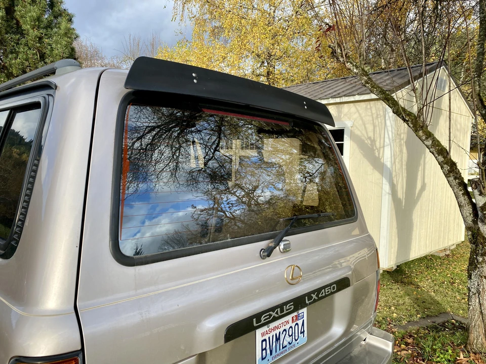 1997 Lexus LX 1st Gen - Image 15 of 28