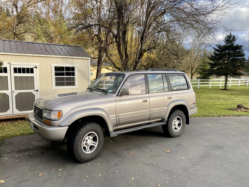1997 Lexus LX 1st Gen - Image 6 of 28