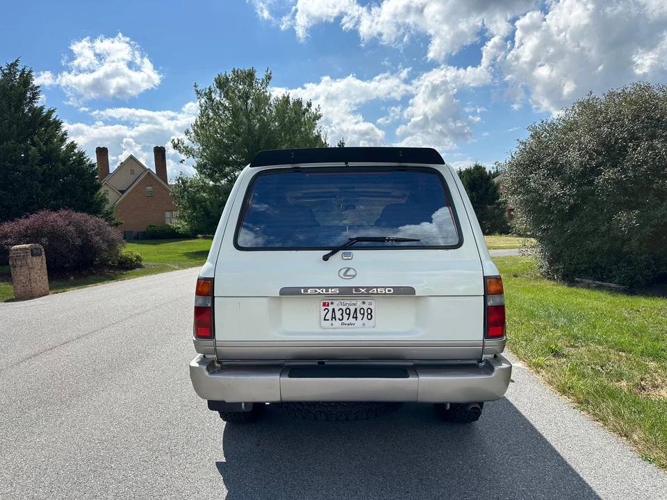 1997 Lexus LX 1st Gen - Image 30 of 31